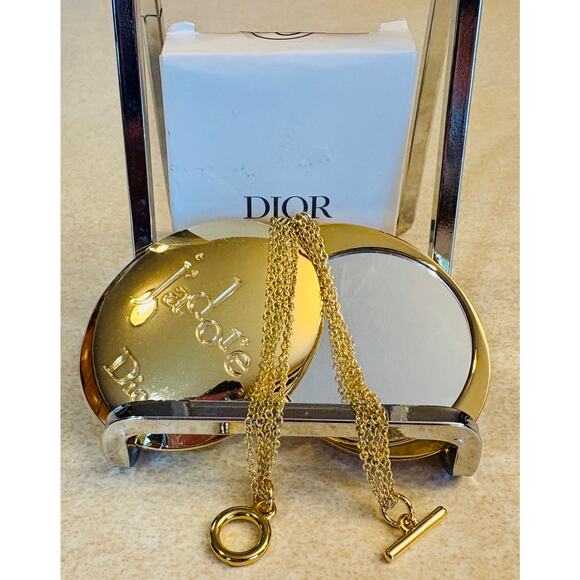 COMPACT MIRROR: j’adore DIOR Golden Tone w/Matching 3 Link Chain Wristlet, NWOT - Picture 8 of 16
